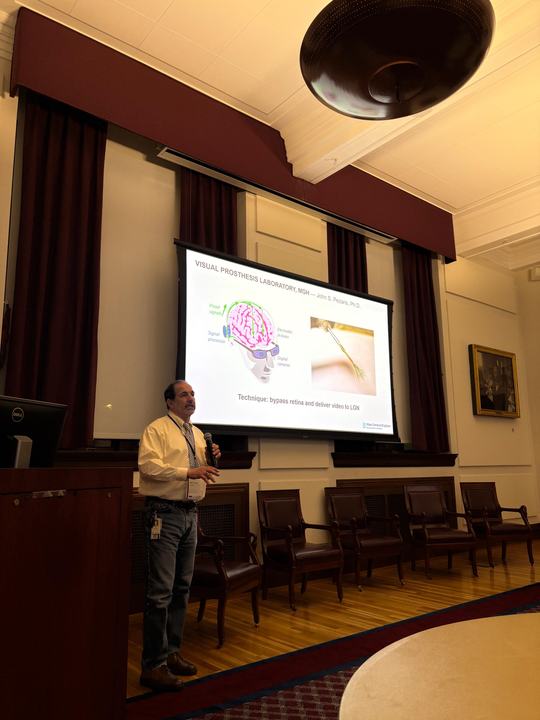 Building Bridges in Biomedicine, Boston — photo 29
