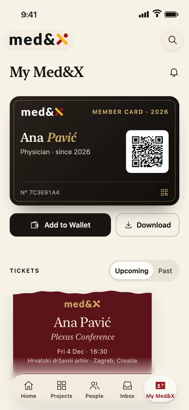My Med&X on iPhone: the member card with its QR code and the tickets